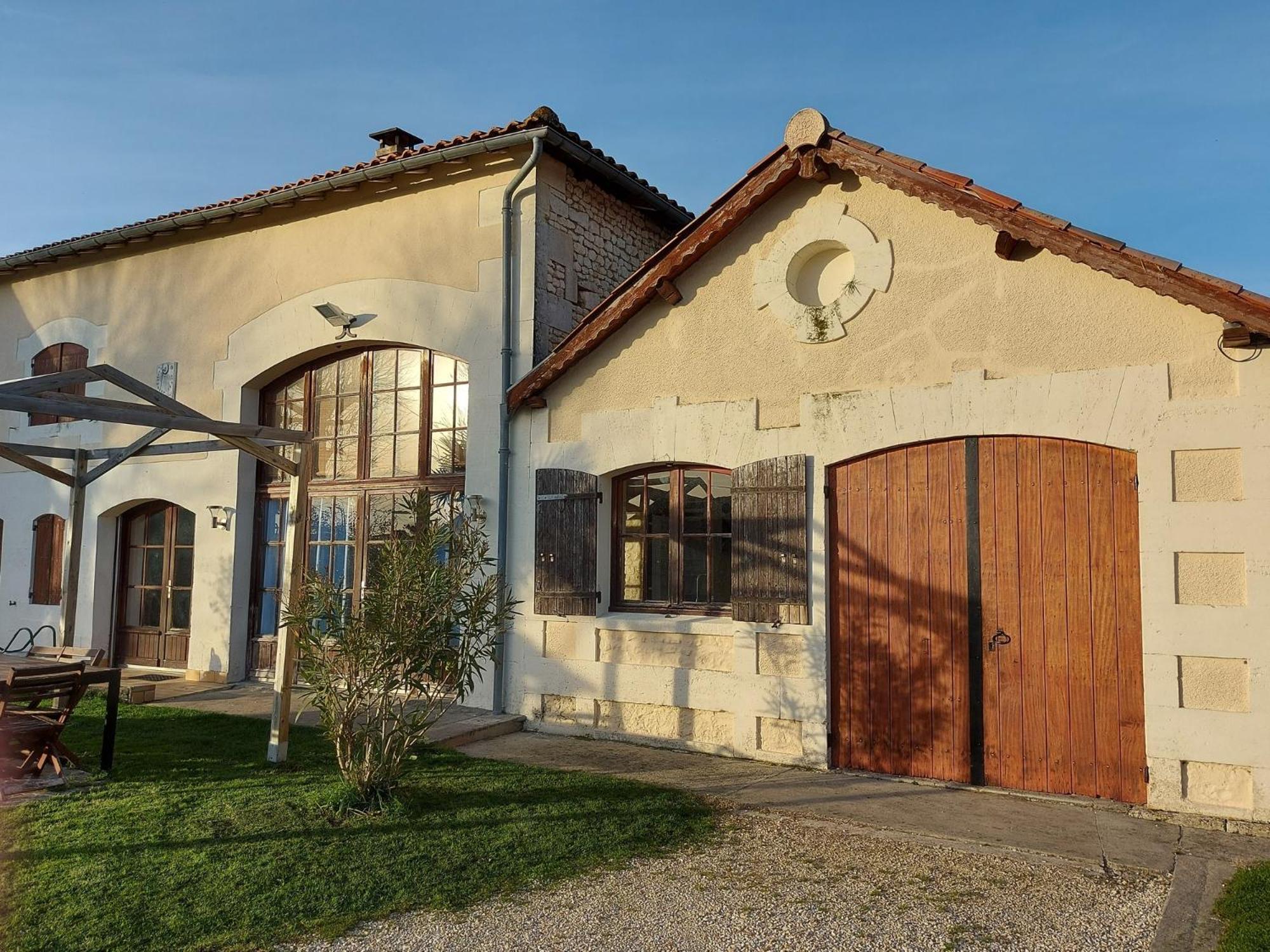 Les Roses De Jonzac Vila Mortiers Exterior foto