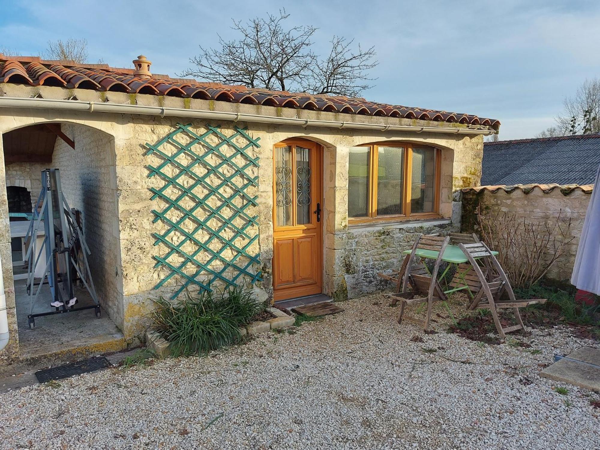Les Roses De Jonzac Vila Mortiers Exterior foto